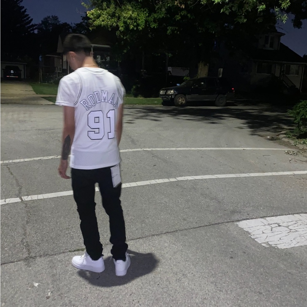 Meet your Posher, Adrian